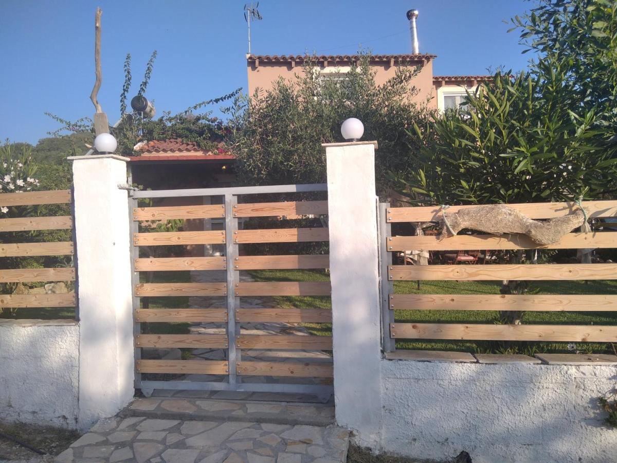 דירות Notos Spiti Lou מראה חיצוני תמונה