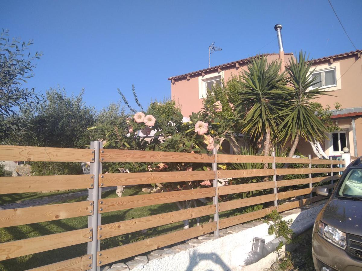דירות Notos Spiti Lou מראה חיצוני תמונה